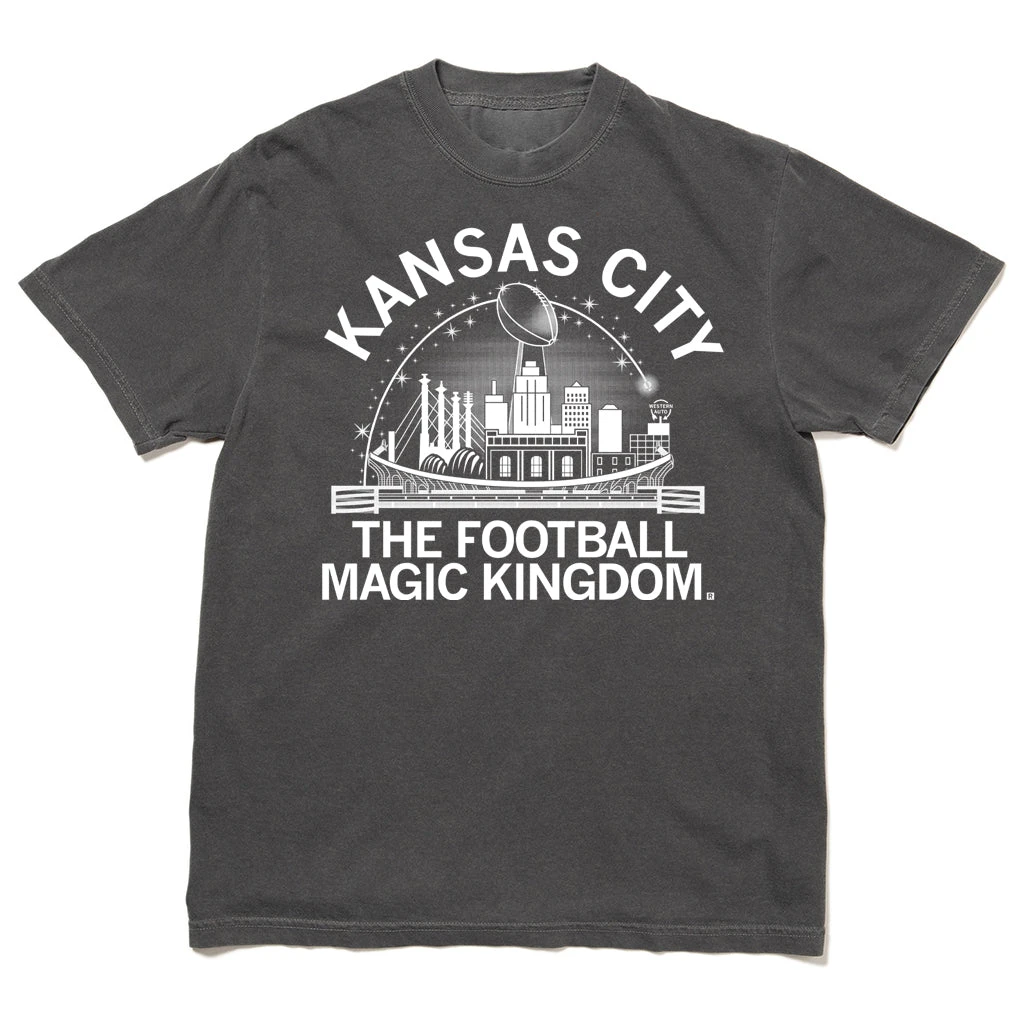 Kansas City: Football Magic Kingdom Heavyweight 4 Kansas City: Football Magic Kingdom Heavyweight - Image 2